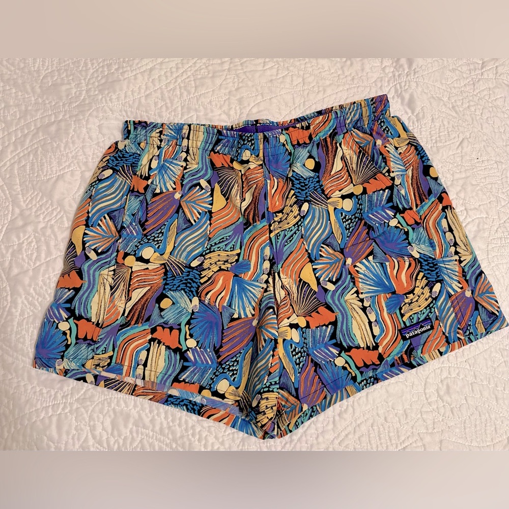 Patagonia women’s baggies.